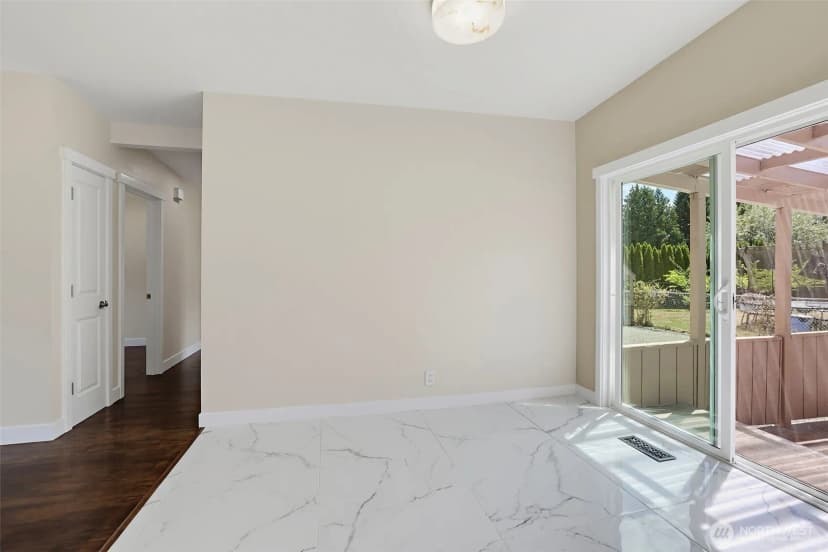 Property photo for 18625 Se 213th Street, Renton photo 14