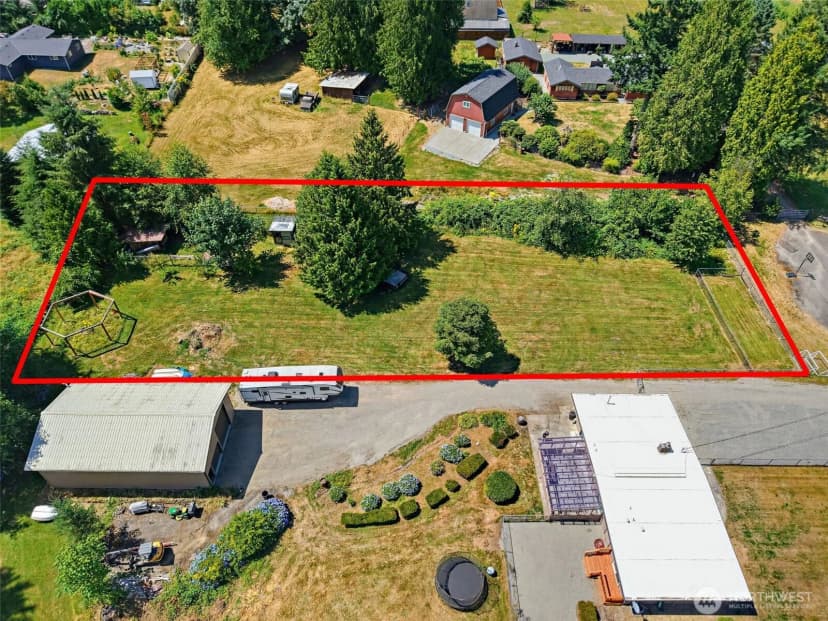 Property photo for 18625 Se 213th Street, Renton photo 2