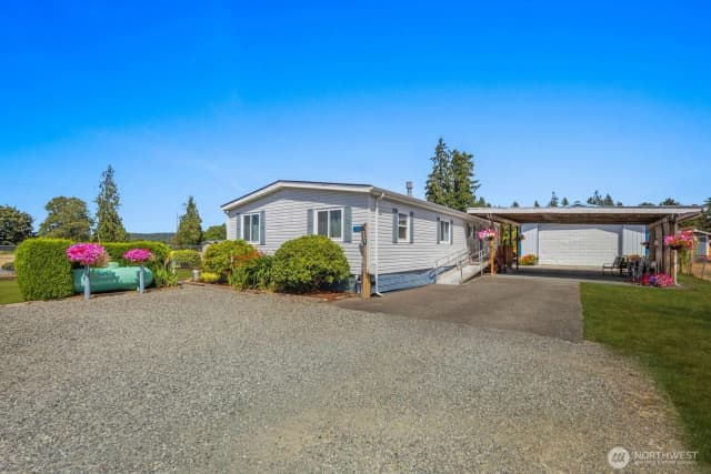 Property photo for 19921 23rd Avenue Ne, Arlington