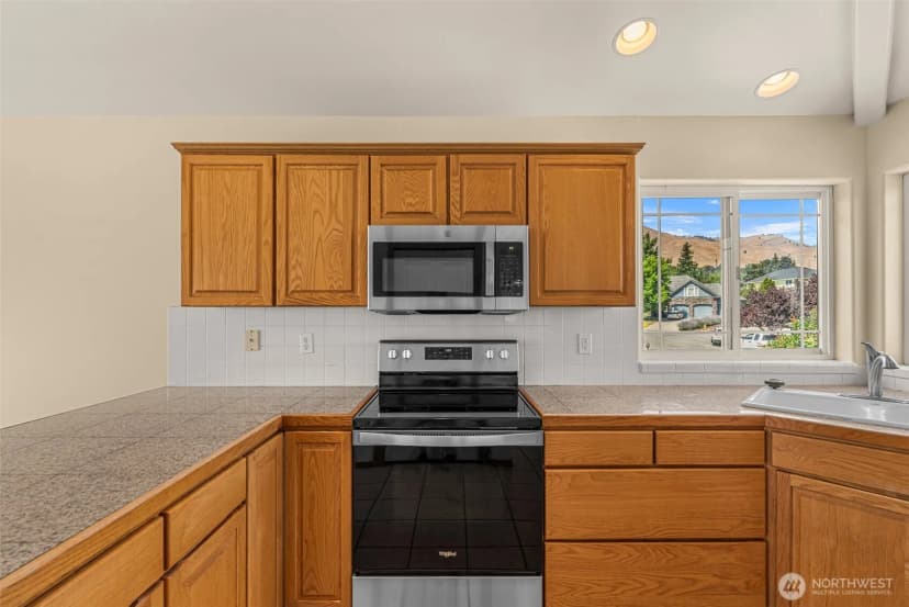 Property photo for 2208 Ashley Brooke, Wenatchee photo 10
