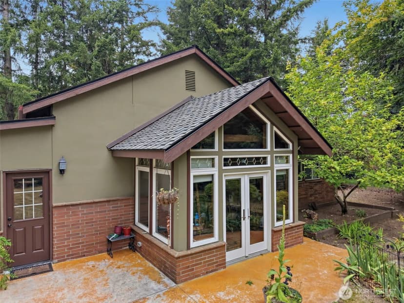 Property photo for 24901 Roberts Drive, Black Diamond photo 34
