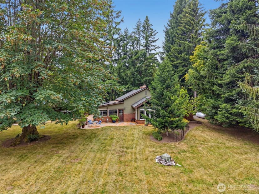Property photo for 24901 Roberts Drive, Black Diamond photo 37