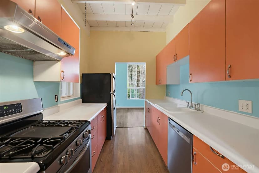 Property photo for 24901 Roberts Drive, Black Diamond photo 25