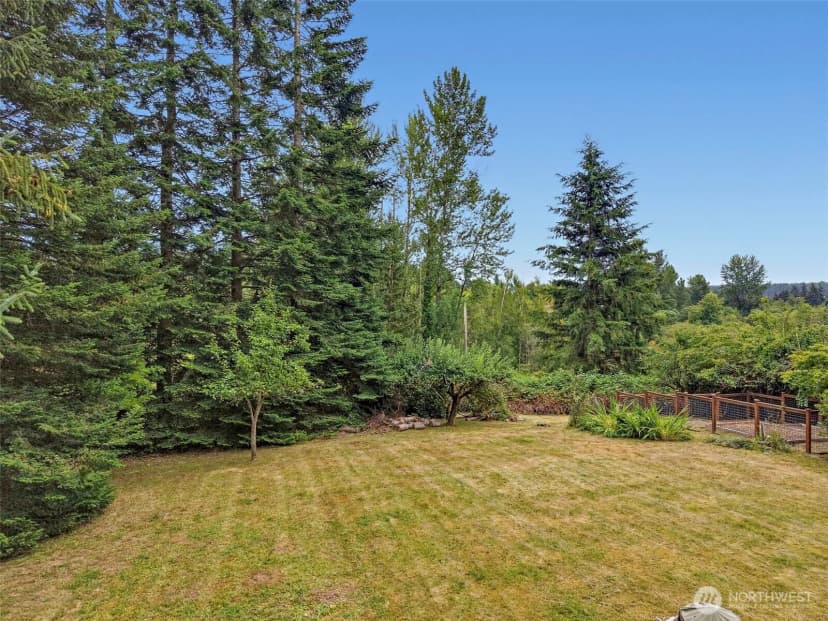 Property photo for 24901 Roberts Drive, Black Diamond photo 36