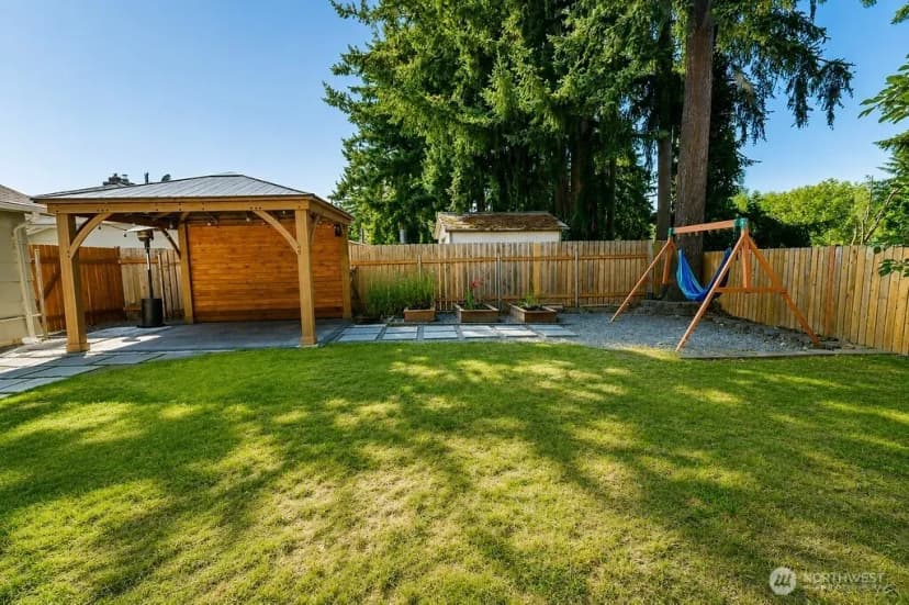Property photo for 2465 24th Street Se, Auburn photo 11