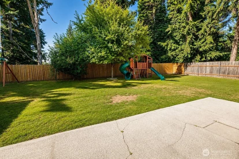 Property photo for 2465 24th Street Se, Auburn photo 9