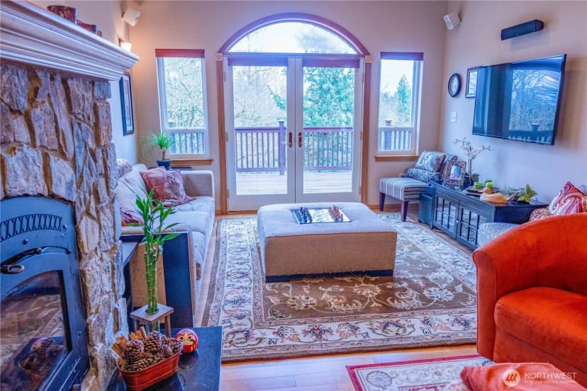 Property photo for 11510 Snowcap Lane Se, Rainier photo 15