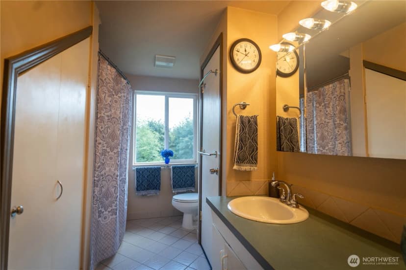 Property photo for 11510 Snowcap Lane Se, Rainier photo 33