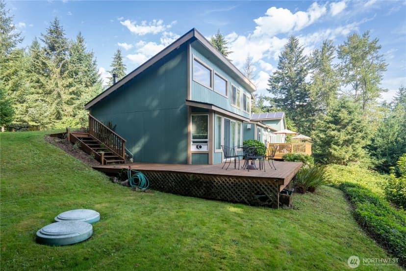 Property photo for 11510 Snowcap Lane Se, Rainier photo 10