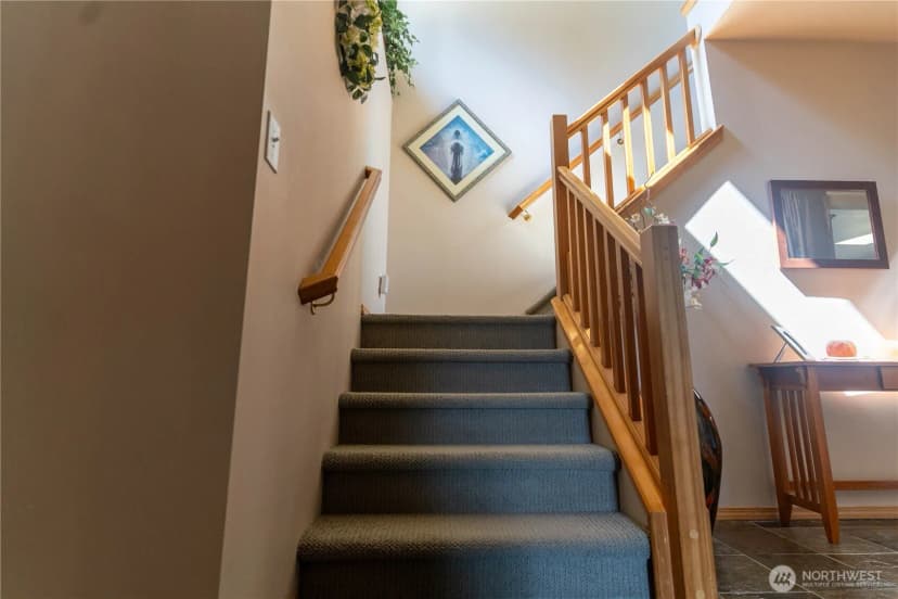 Property photo for 11510 Snowcap Lane Se, Rainier photo 27