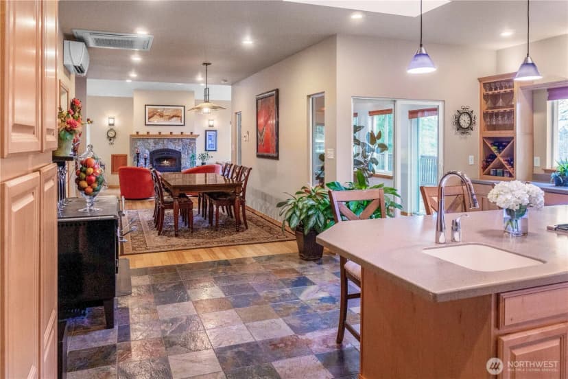 Property photo for 11510 Snowcap Lane Se, Rainier photo 18