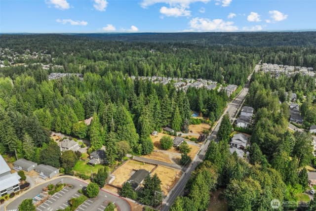 Property photo for 1215 244th Avenue Ne, Sammamish photo 4