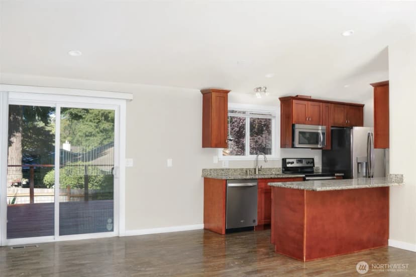 Property photo for 33266 34th Avenue Sw, Federal Way photo 7
