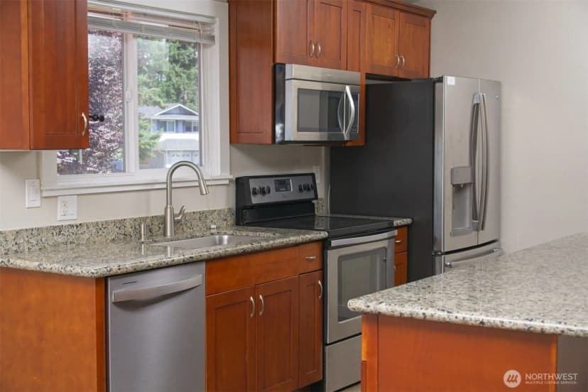 Property photo for 33266 34th Avenue Sw, Federal Way photo 11