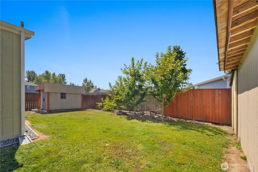 Property photo for 15920 81st Avenue E, Puyallup photo 32
