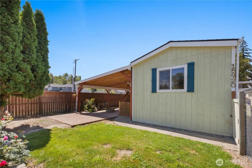 Property photo for 15920 81st Avenue E, Puyallup