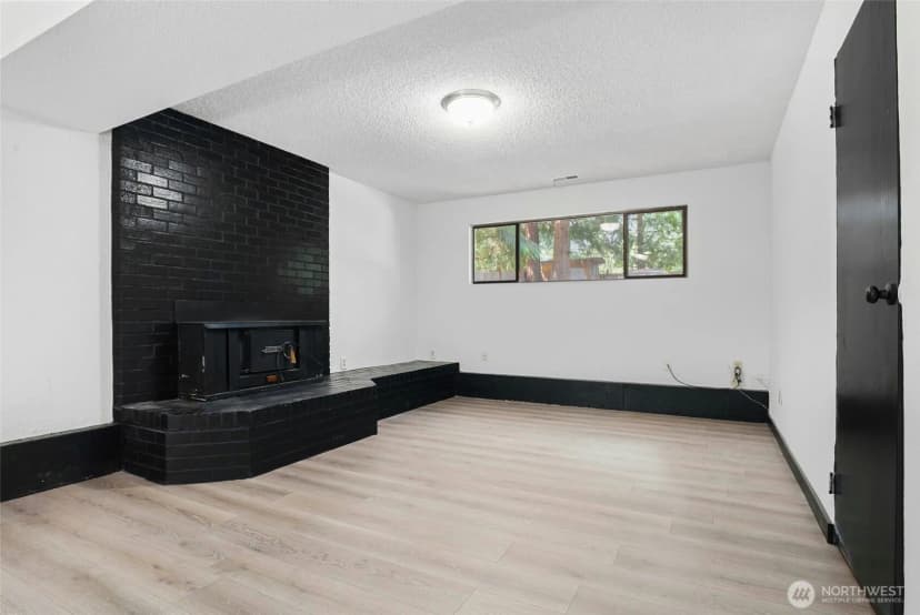 Property photo for 4509 W Tapps Drive E, Lake Tapps photo 11