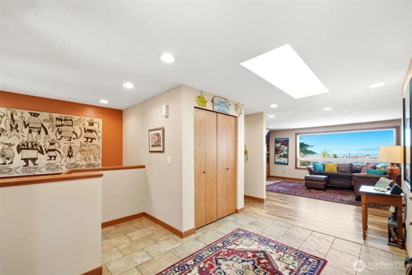 Property photo for 1010 1st Lane, Mukilteo photo 6