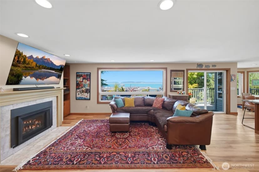 Property photo for 1010 1st Lane, Mukilteo photo 14