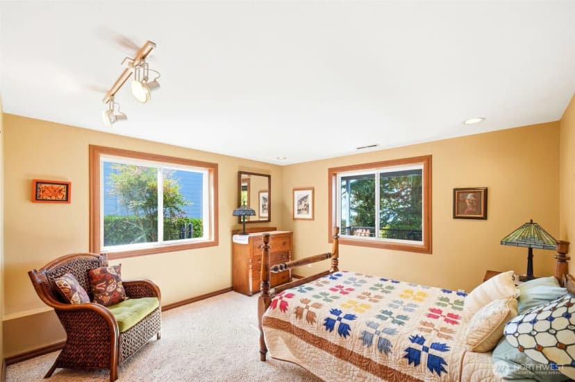 Property photo for 1010 1st Lane, Mukilteo photo 26