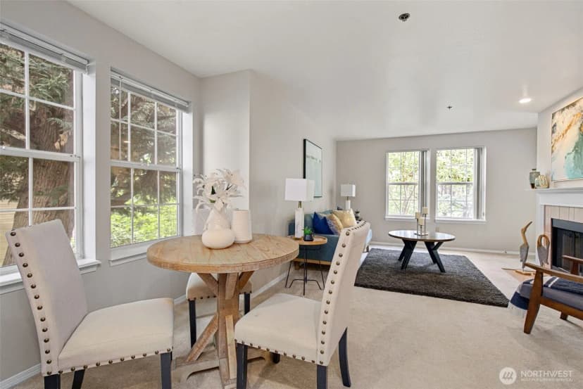Property photo for 2560 118th Avenue Se #3-201, Bellevue photo 8