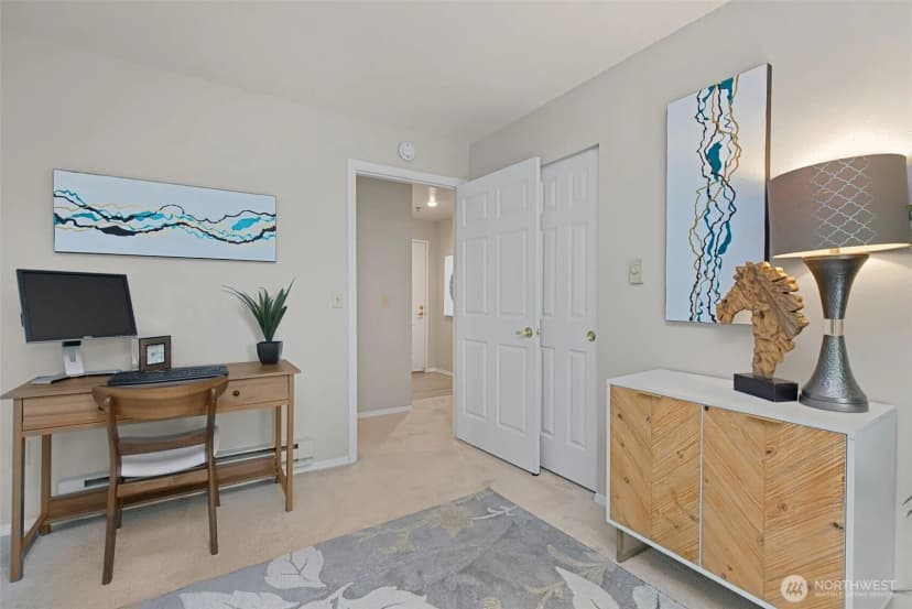 Property photo for 2560 118th Avenue Se #3-201, Bellevue photo 15