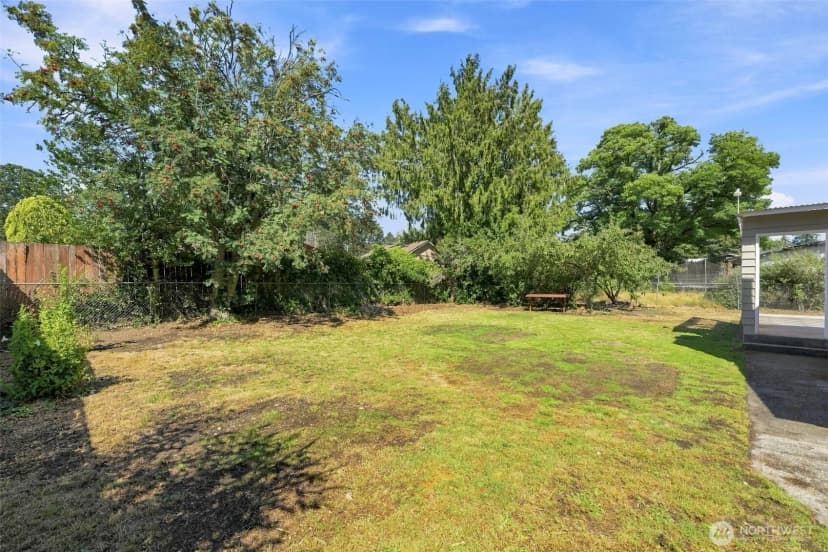 Property photo for 8417 121st Street Sw, Lakewood photo 27