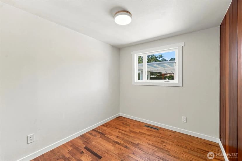 Property photo for 8417 121st Street Sw, Lakewood photo 22