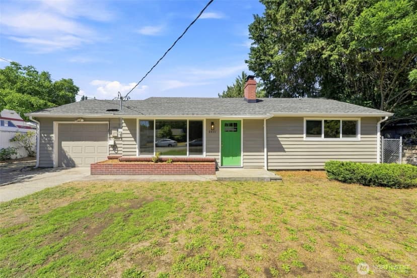 Property photo for 8417 121st Street Sw, Lakewood photo 2