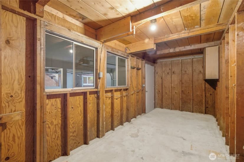 Property photo for 22212 105th Avenue Se, Kent photo 18