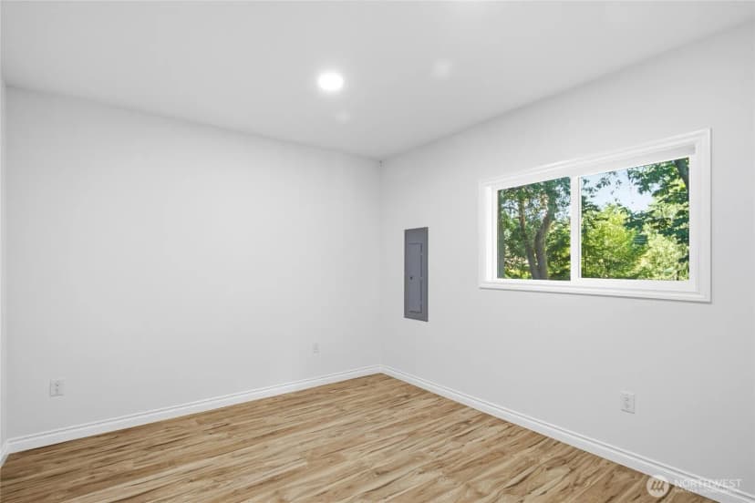 Property photo for 22212 105th Avenue Se, Kent photo 27