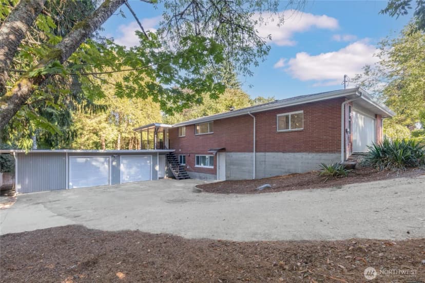 Property photo for 22212 105th Avenue Se, Kent photo 23