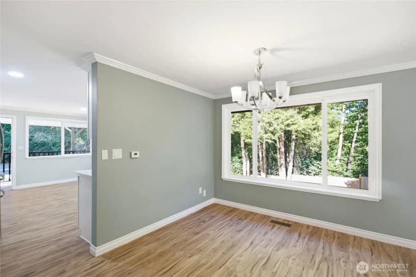 Property photo for 22212 105th Avenue Se, Kent photo 11