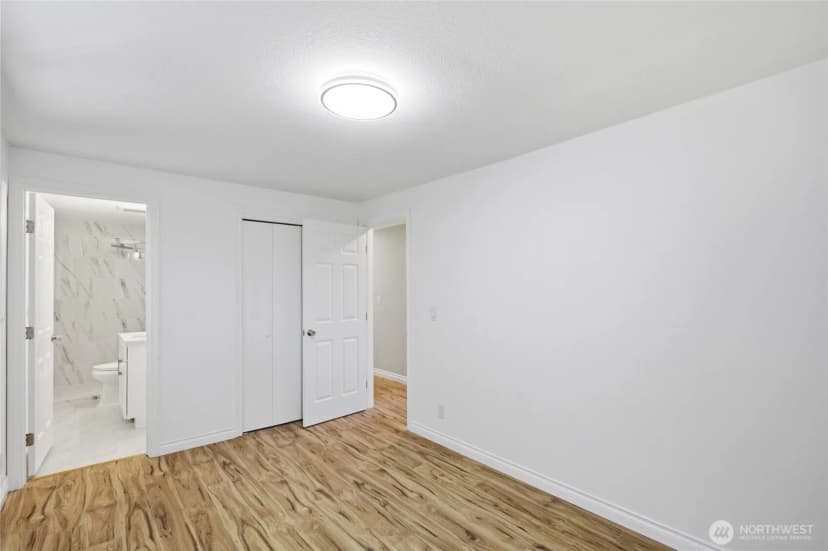 Property photo for 22212 105th Avenue Se, Kent photo 29