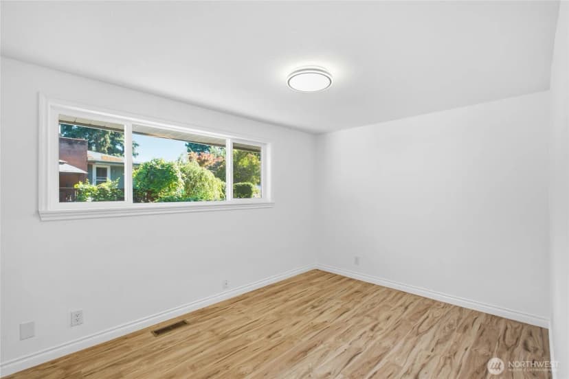 Property photo for 22212 105th Avenue Se, Kent photo 24
