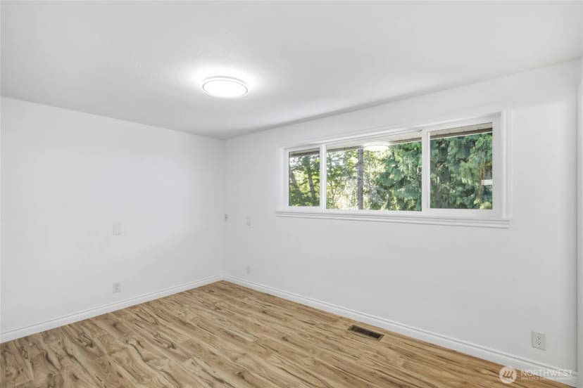 Property photo for 22212 105th Avenue Se, Kent photo 25