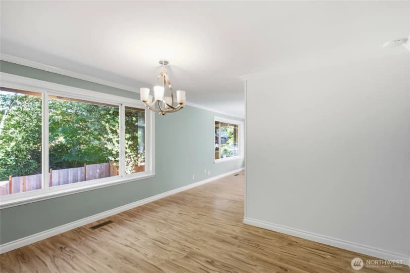 Property photo for 22212 105th Avenue Se, Kent photo 12
