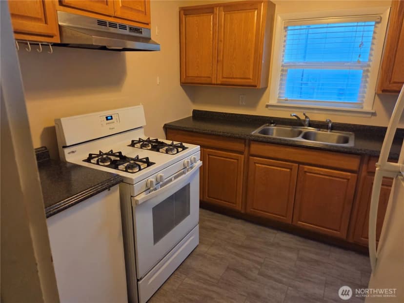 Property photo for 580 Sroufe Street, Port Orchard photo 5