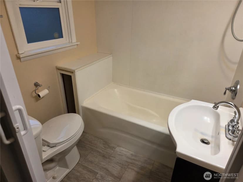 Property photo for 580 Sroufe Street, Port Orchard photo 9