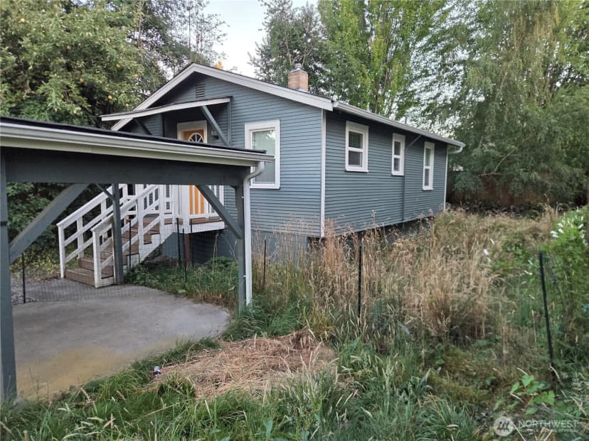 Property photo for 580 Sroufe Street, Port Orchard photo 2