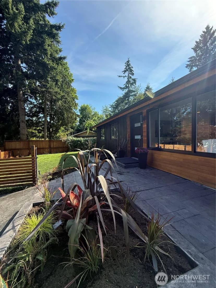 Property photo for 12631 94th Avenue Ne, Kirkland photo 23