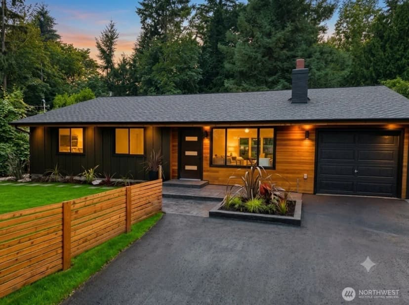 Property photo for 12631 94th Avenue Ne, Kirkland photo 2