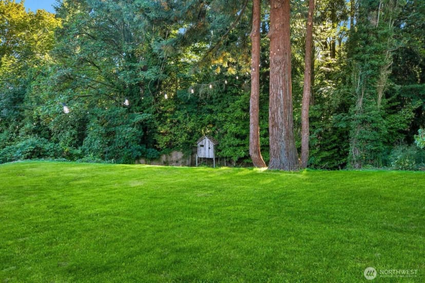 Property photo for 12631 94th Avenue Ne, Kirkland photo 29
