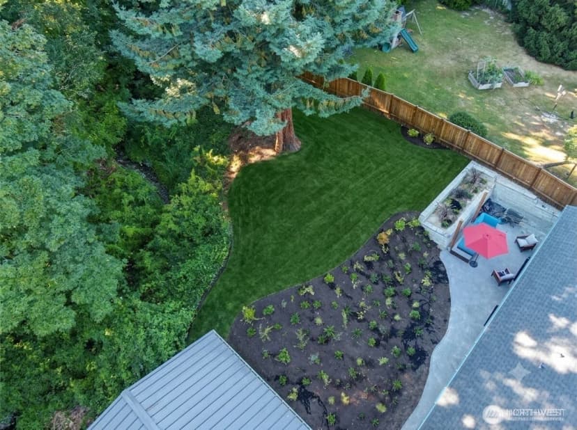 Property photo for 12631 94th Avenue Ne, Kirkland photo 38