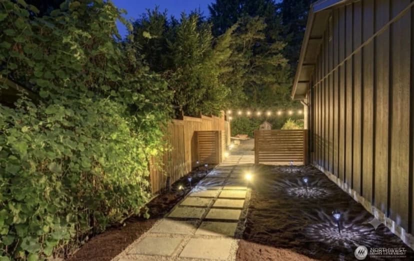 Property photo for 12631 94th Avenue Ne, Kirkland photo 32