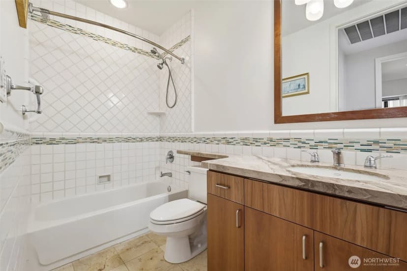Property photo for 2716 Elliott Avenue #1204, Seattle photo 19