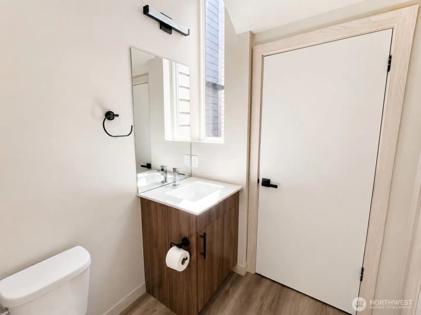Property photo for 800 23rd Avenue S #c, Seattle photo 18