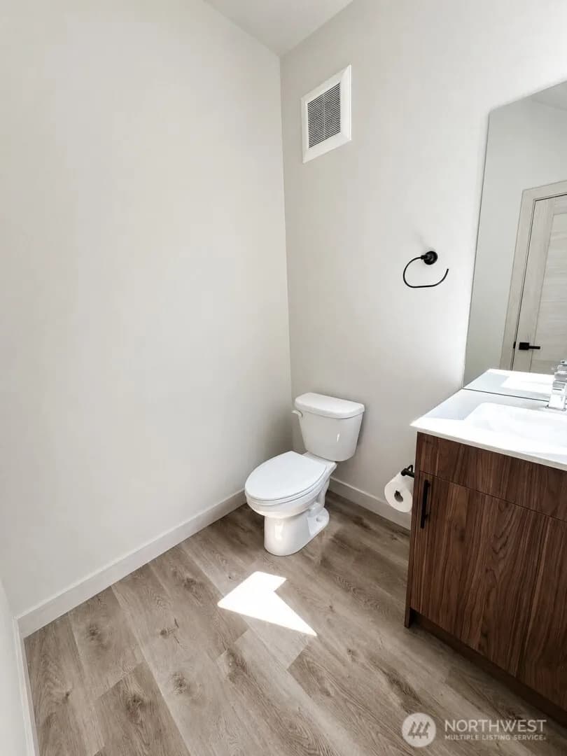 Property photo for 800 23rd Avenue S #c, Seattle photo 17