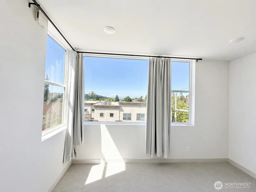 Property photo for 800 23rd Avenue S #c, Seattle photo 14