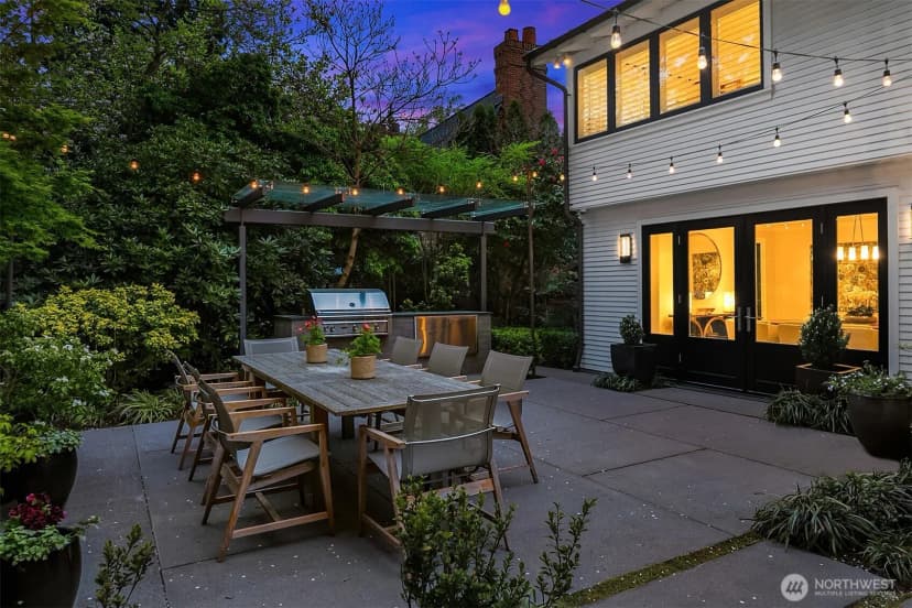 Property photo for 2017 Parkside Drive E, Seattle photo 37
